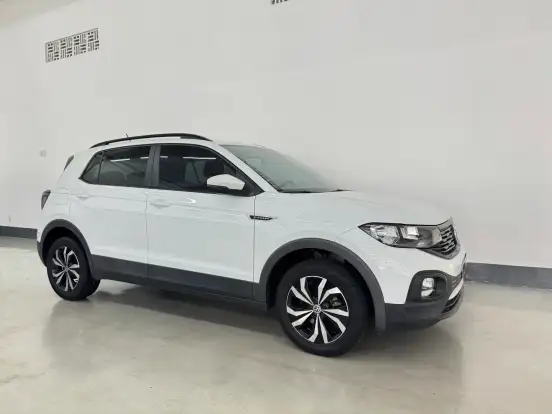 VOLKSWAGEN-T-CROSS-2020