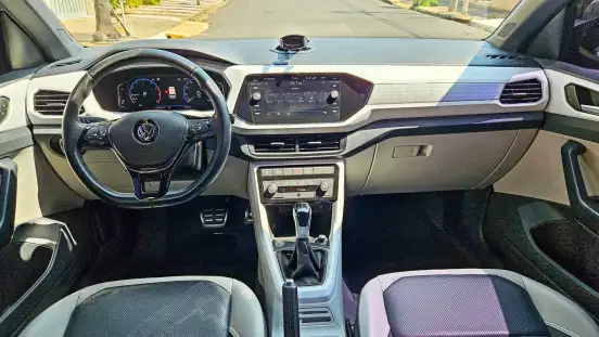 VOLKSWAGEN-T-CROSS-1.4 250 TSI TOTAL FLEX HIGHLINE AUTOMÁTICO VOLKSWAGEN-T-CROSS-2019