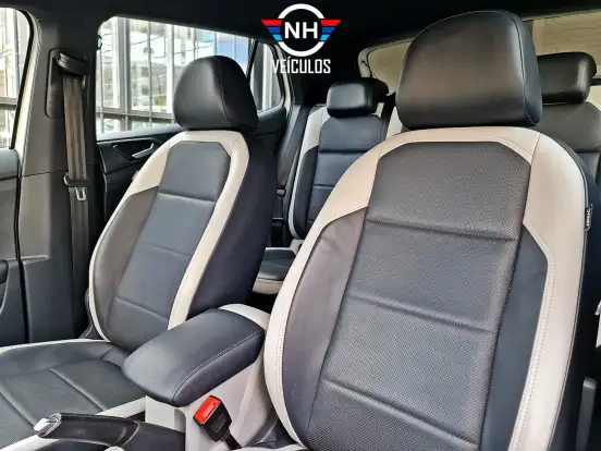 VOLKSWAGEN-T-CROSS-1.4 250 TSI TOTAL FLEX HIGHLINE AUTOMÁTICO VOLKSWAGEN-T-CROSS-2019