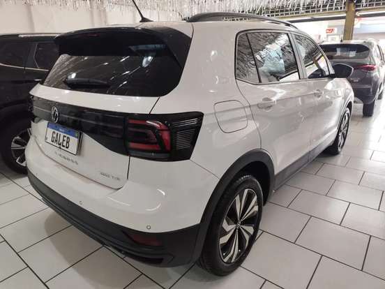 VOLKSWAGEN-T-CROSS-1.0 200 TSI TOTAL FLEX AUTOMÁTICO VOLKSWAGEN-T-CROSS-2021