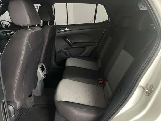 VOLKSWAGEN-T-CROSS-1.0 200 TSI TOTAL FLEX AUTOMÁTICO VOLKSWAGEN-T-CROSS-2019