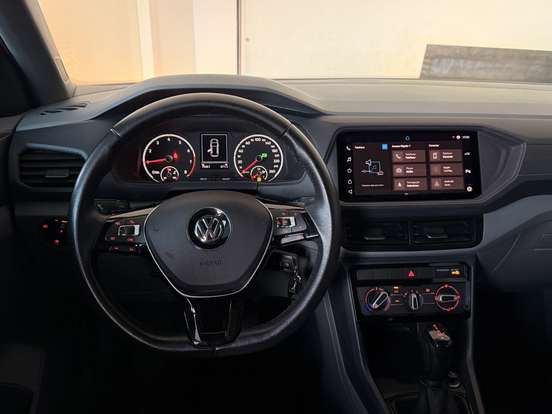 VOLKSWAGEN-T-CROSS-1.0 200 TSI TOTAL FLEX AUTOMÁTICO VOLKSWAGEN-T-CROSS-2021