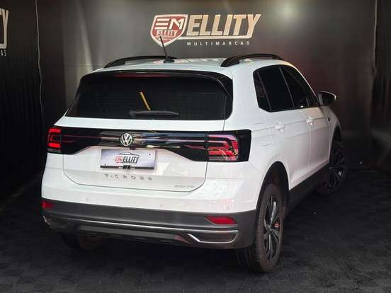 VOLKSWAGEN-T-CROSS-2021