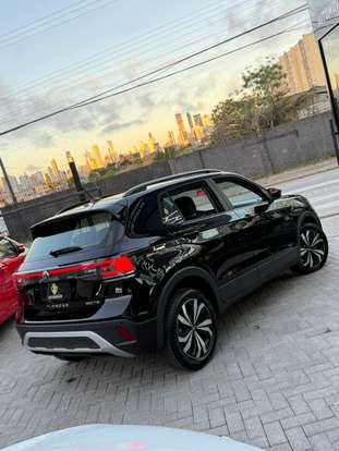 VOLKSWAGEN-T-CROSS-1.0 200 TSI TOTAL FLEX AUTOMÁTICO VOLKSWAGEN-T-CROSS-2024