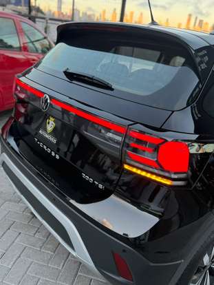VOLKSWAGEN-T-CROSS-2024