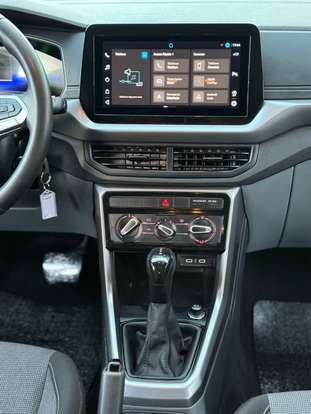 VOLKSWAGEN-T-CROSS-2024