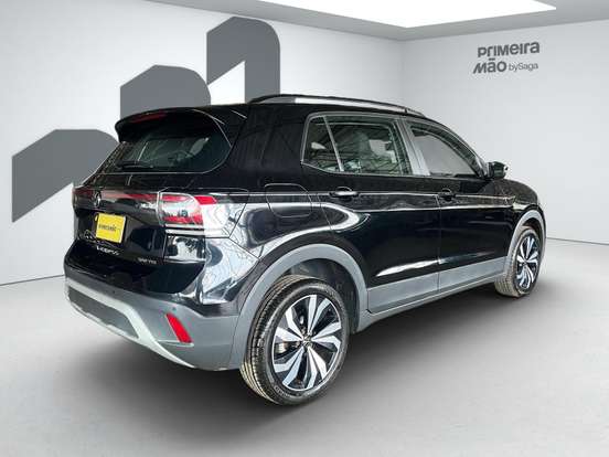 VOLKSWAGEN-T-CROSS-2024