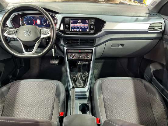 VOLKSWAGEN-T-CROSS-1.0 200 TSI TOTAL FLEX AUTOMÁTICO VOLKSWAGEN-T-CROSS-2022