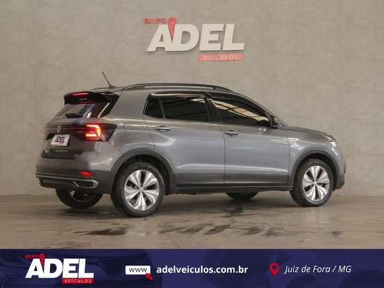 VOLKSWAGEN-T-CROSS-2019