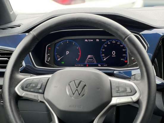 VOLKSWAGEN-T-CROSS-2023