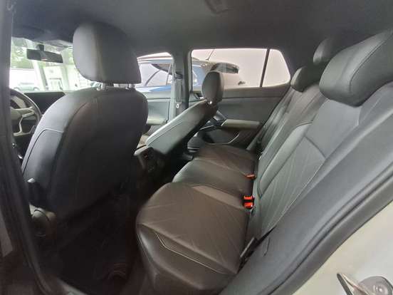 VOLKSWAGEN-T-CROSS-1.0 200 TSI TOTAL FLEX COMFORTLINE AUTOMÁTICO VOLKSWAGEN-T-CROSS-2025