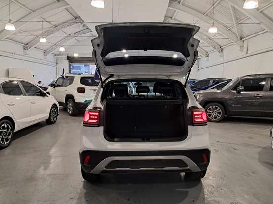 VOLKSWAGEN-T-CROSS-2025