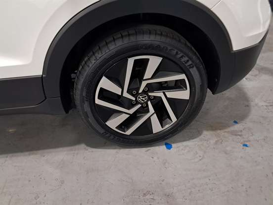 VOLKSWAGEN-T-CROSS-2025
