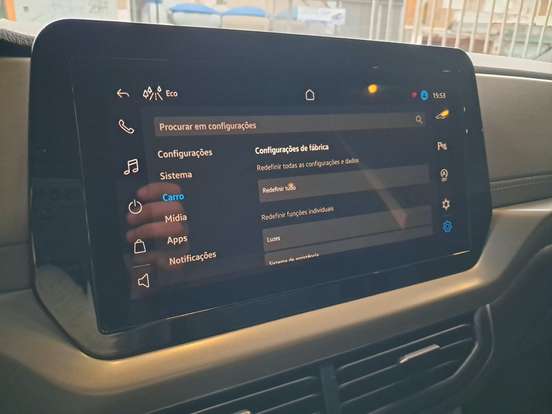 VOLKSWAGEN-T-CROSS-2025