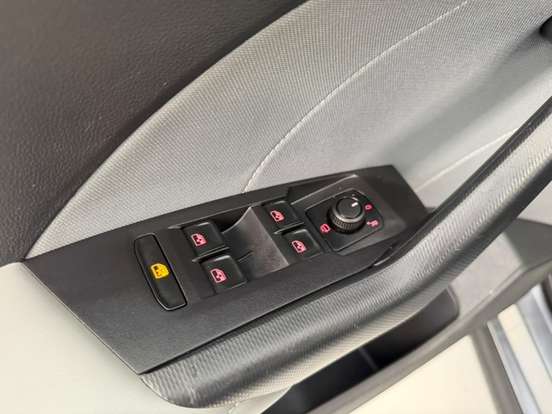 VOLKSWAGEN-T-CROSS-2024