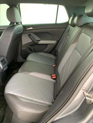 VOLKSWAGEN-T-CROSS-2024