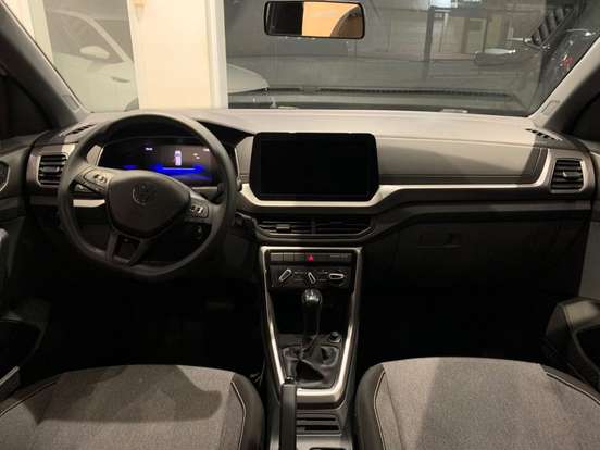 VOLKSWAGEN-T-CROSS-2025