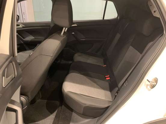 VOLKSWAGEN-T-CROSS-2025