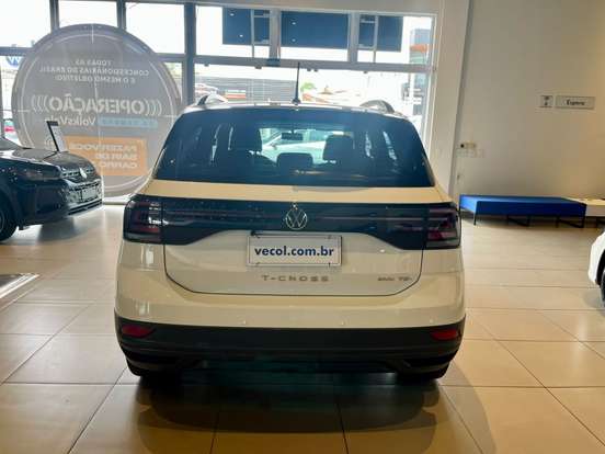 VOLKSWAGEN-T-CROSS-2022