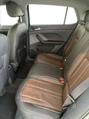 VOLKSWAGEN-T-CROSS-2023
