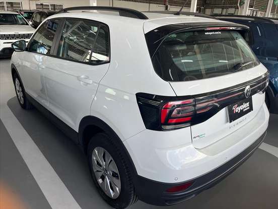 VOLKSWAGEN-T-CROSS-2024