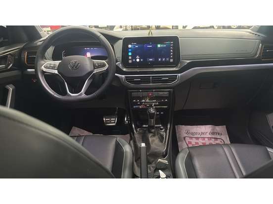 VOLKSWAGEN-T-CROSS-2025