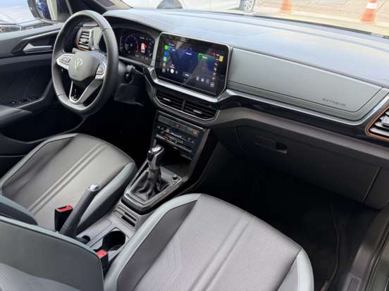 VOLKSWAGEN-T-CROSS-2025