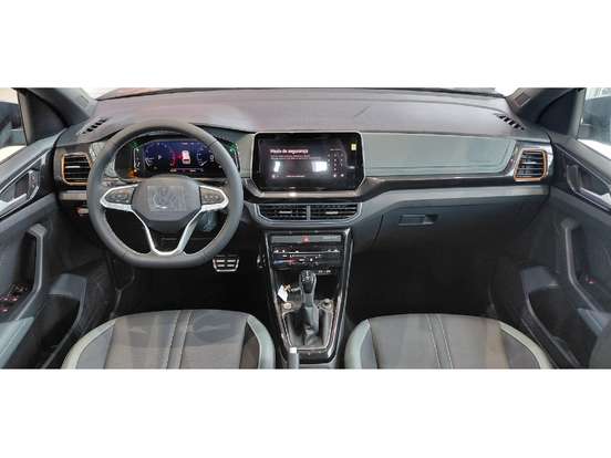 VOLKSWAGEN-T-CROSS-2026