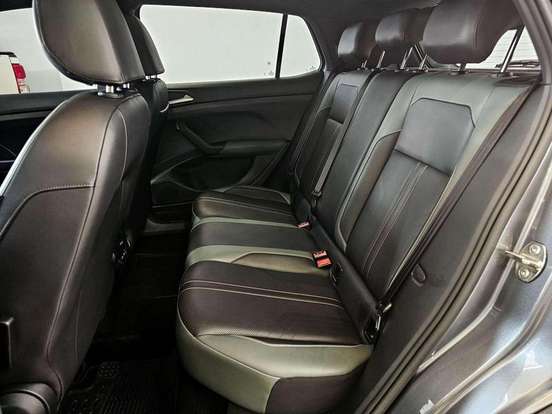 VOLKSWAGEN-T-CROSS-1.4 250 TSI TOTAL FLEX EXTREME AUTOMÁTICO VOLKSWAGEN-T-CROSS-2025