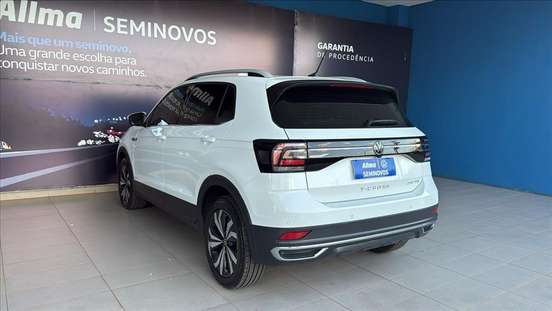 VOLKSWAGEN-T-CROSS-2023