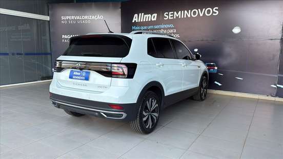 VOLKSWAGEN-T-CROSS-2023