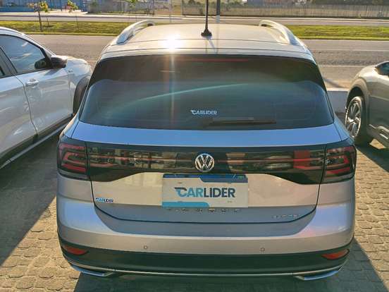 VOLKSWAGEN-T-CROSS-2020