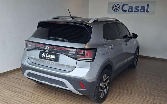 VOLKSWAGEN-T-CROSS-2025