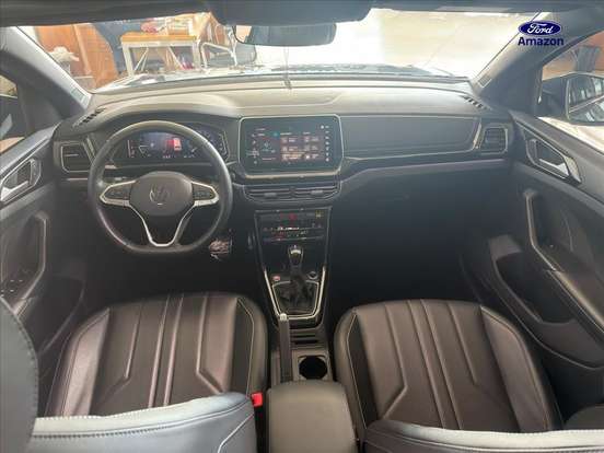 VOLKSWAGEN-T-CROSS-2024