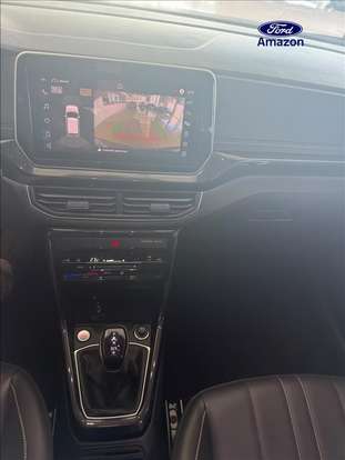 VOLKSWAGEN-T-CROSS-2024