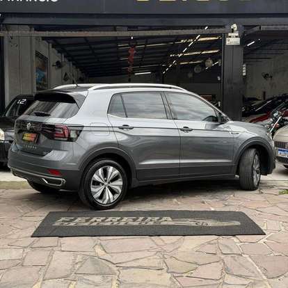 VOLKSWAGEN-T-CROSS-2019