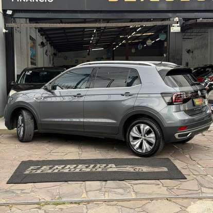 VOLKSWAGEN-T-CROSS-2019