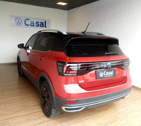 VOLKSWAGEN-T-CROSS-2024