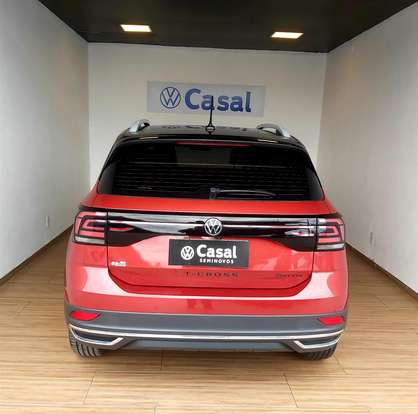 VOLKSWAGEN-T-CROSS-2024