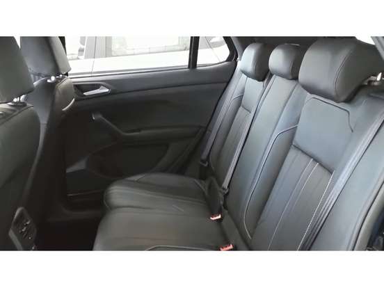 VOLKSWAGEN-T-CROSS-1.4 250 TSI TOTAL FLEX HIGHLINE AUTOMÁTICO VOLKSWAGEN-T-CROSS-2025