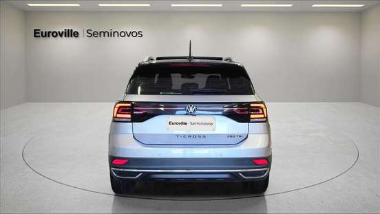 VOLKSWAGEN-T-CROSS-2023