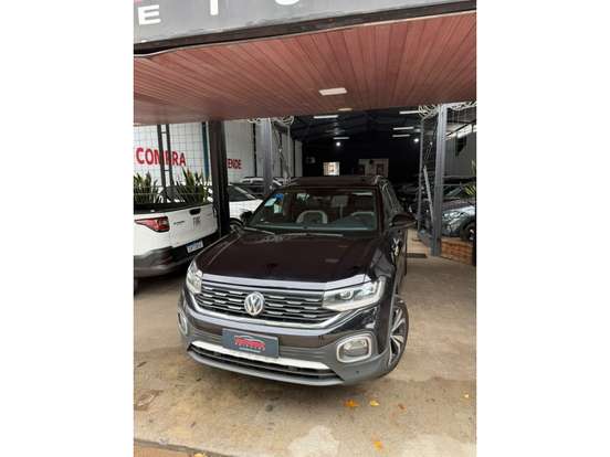 VOLKSWAGEN-T-CROSS-2021