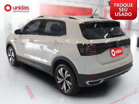 VOLKSWAGEN-T-CROSS-2024