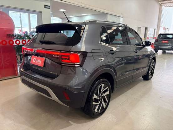 VOLKSWAGEN-T-CROSS-2025