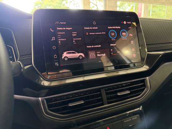 VOLKSWAGEN-T-CROSS-2024