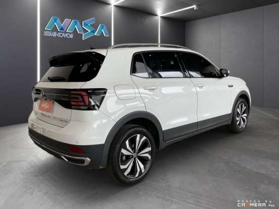 VOLKSWAGEN-T-CROSS-2023