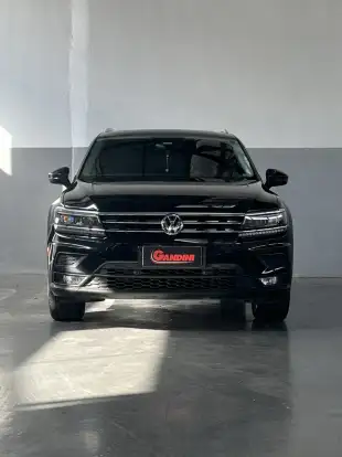 VOLKSWAGEN-TIGUAN-2018