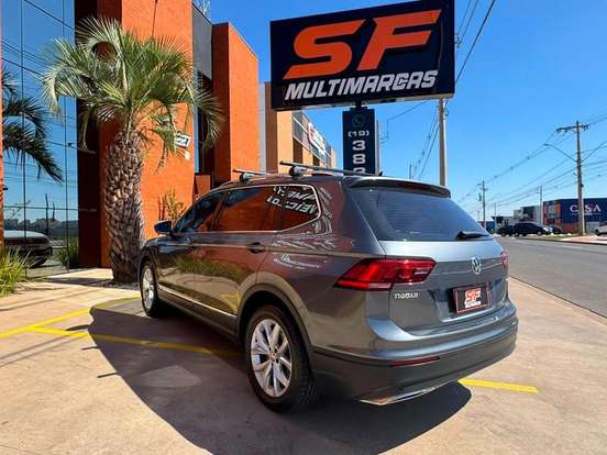 VOLKSWAGEN-TIGUAN-2019