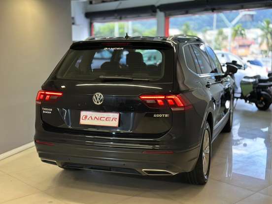 VOLKSWAGEN-TIGUAN-2019
