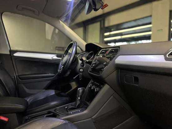 VOLKSWAGEN-TIGUAN-1.4 250 TSI TOTAL FLEX ALLSPACE COMFORTLINE TIPTRONIC VOLKSWAGEN-TIGUAN-2018